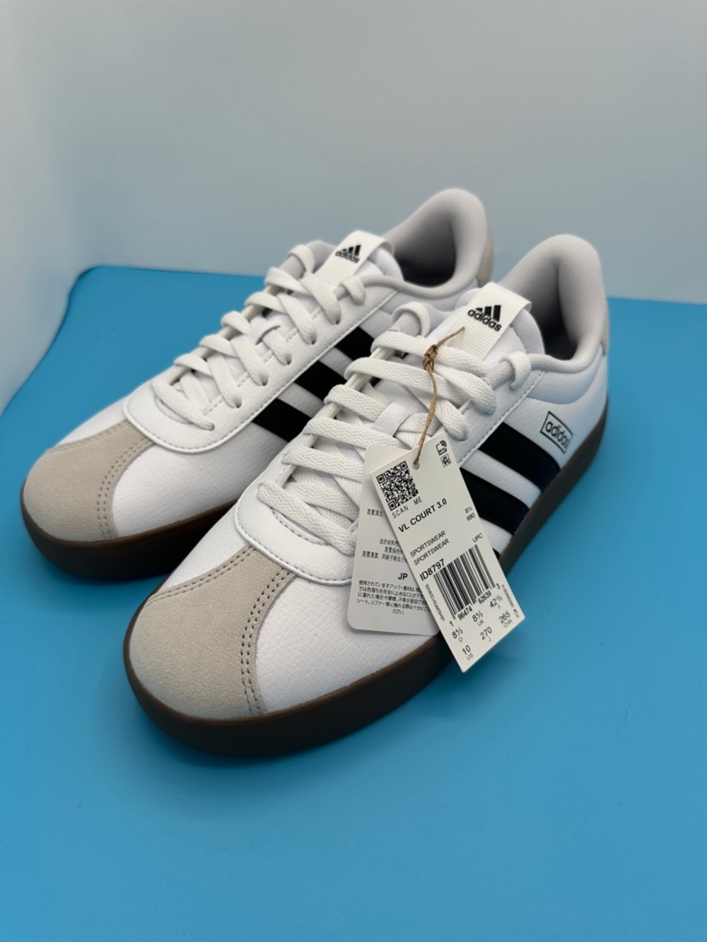 NEW! adidas VL Court 3.0 Women’s size 7  no original box.